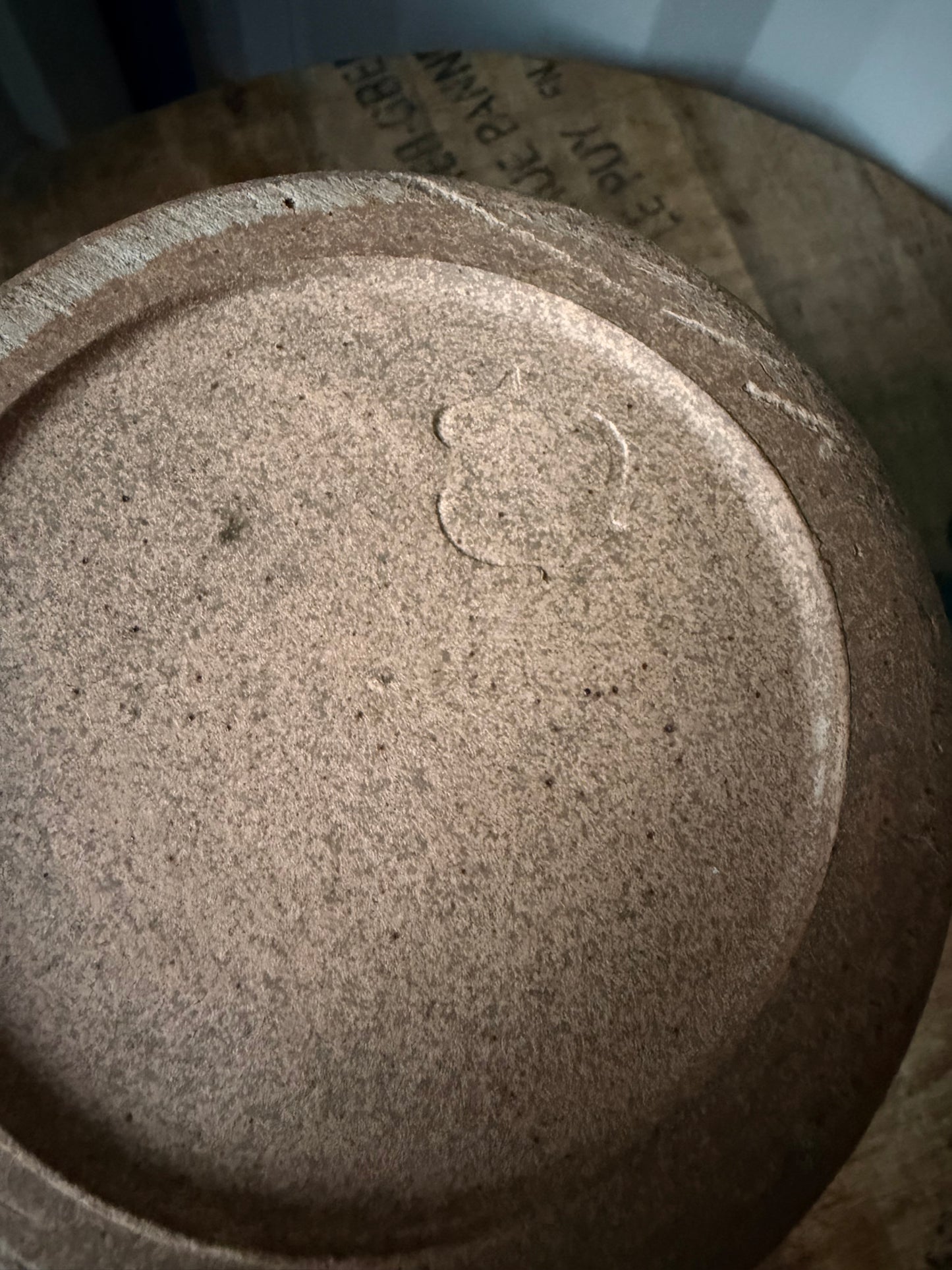 Large vintage ceramic vase in brown tone – handcrafted with textured pantern