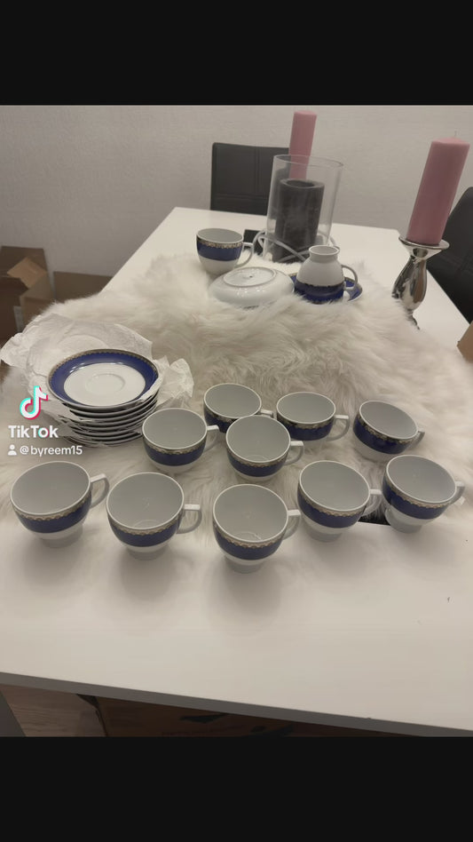 Royal Blue with Gold Trim
Timeless & Elegant Tableware