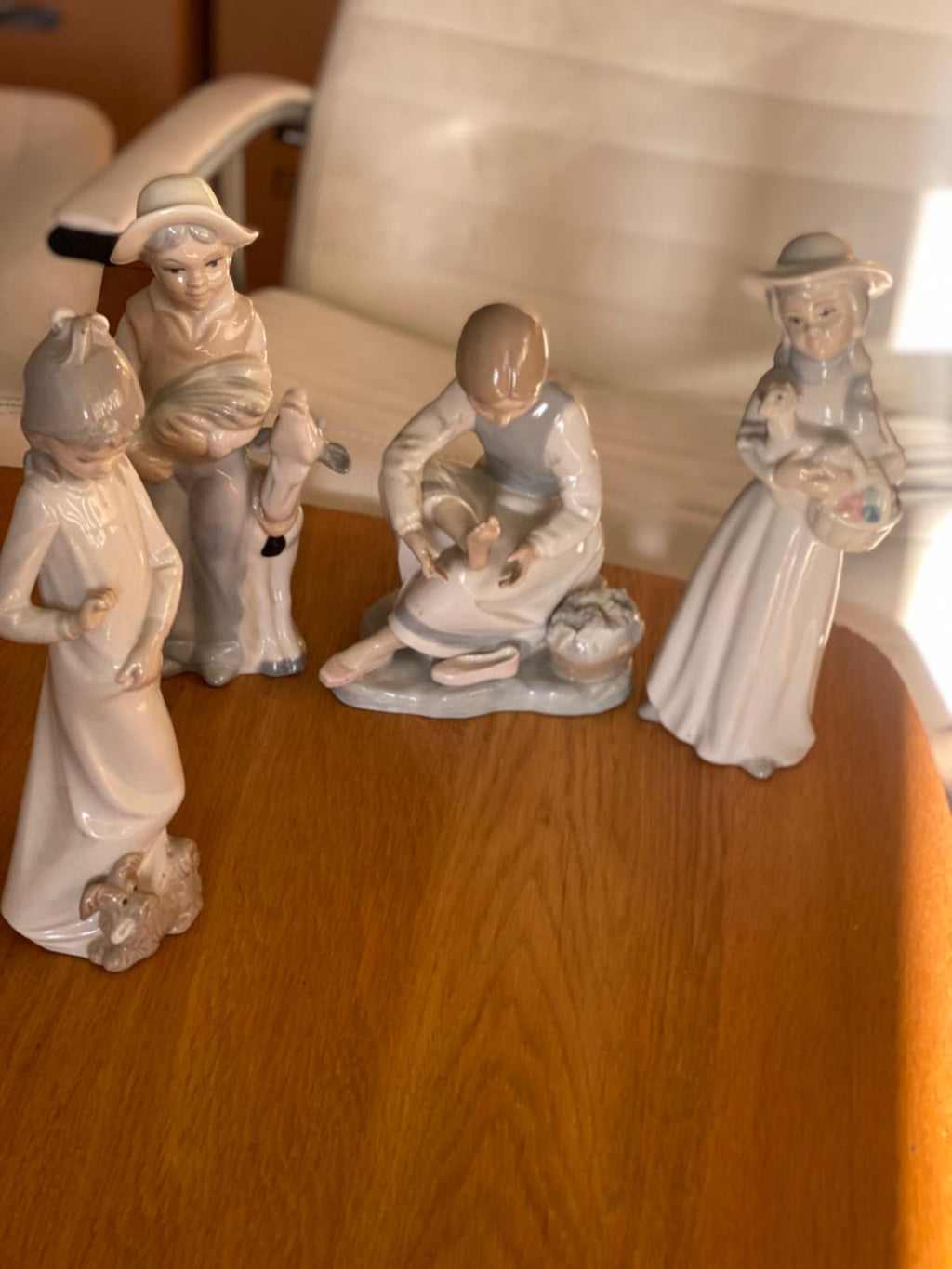 Zaphir Figurer – Handgjorda Porslinsstatyer från Spanien